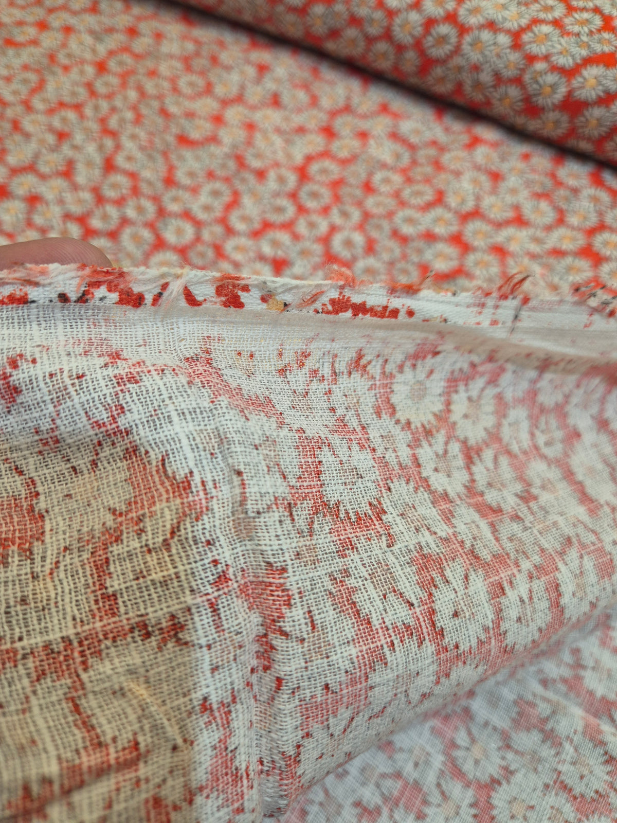 Cotton Viscose Daisies