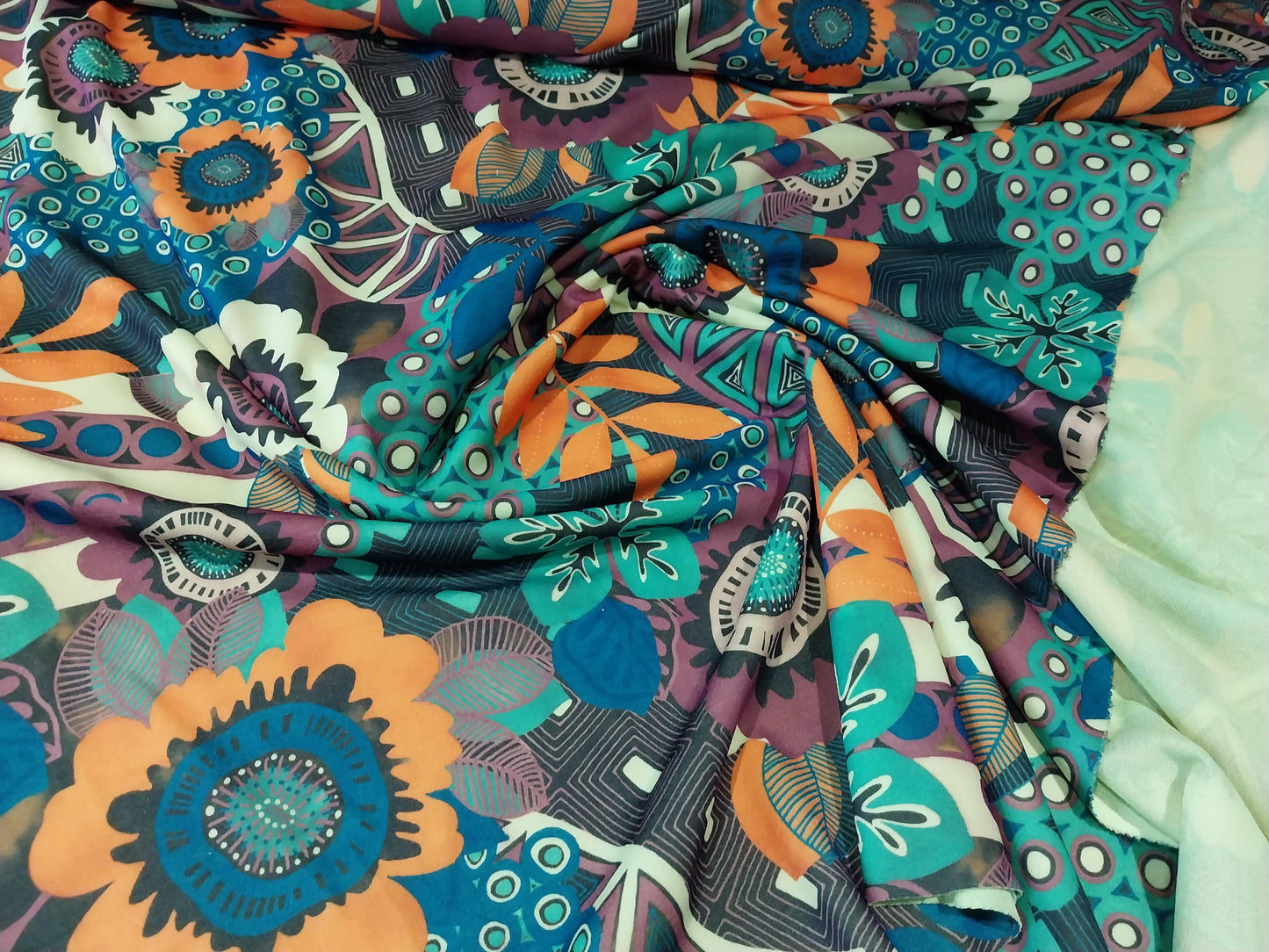 Floral scuba