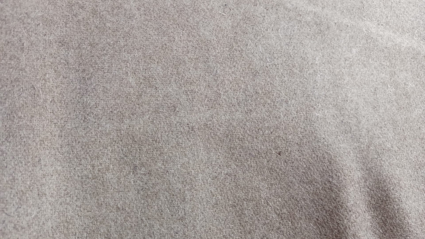 Light brown wool