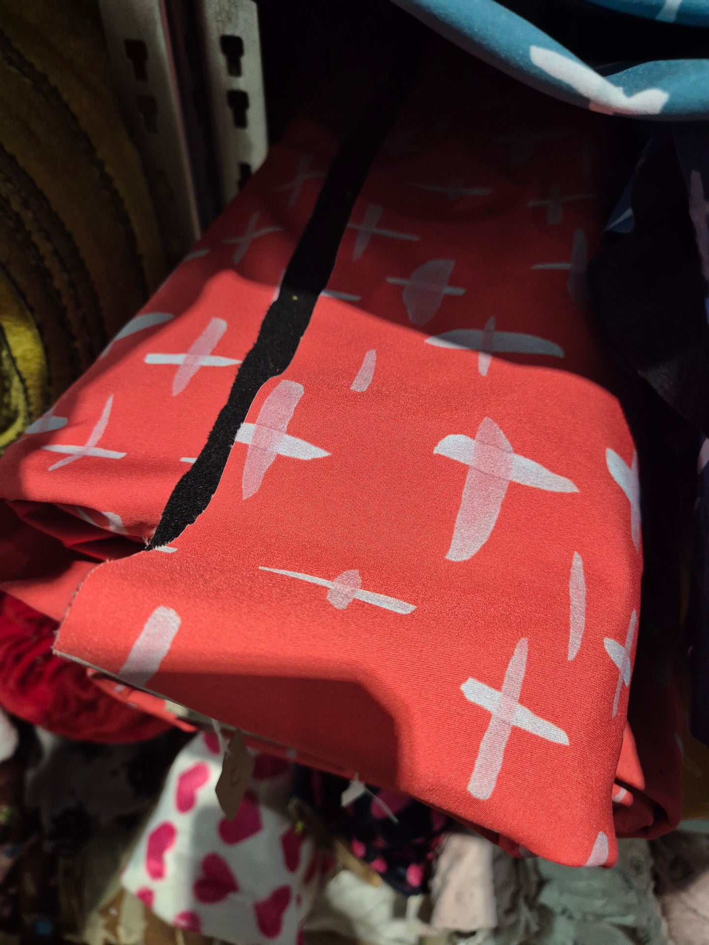 Criss cross soft shell