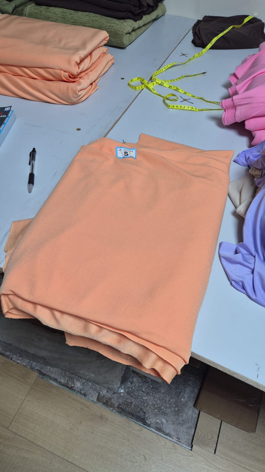 Number 5 peach crepe 1m