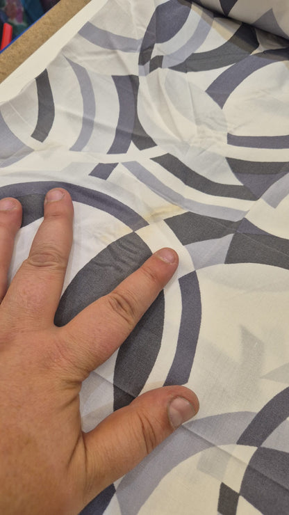 100% viscose circles
