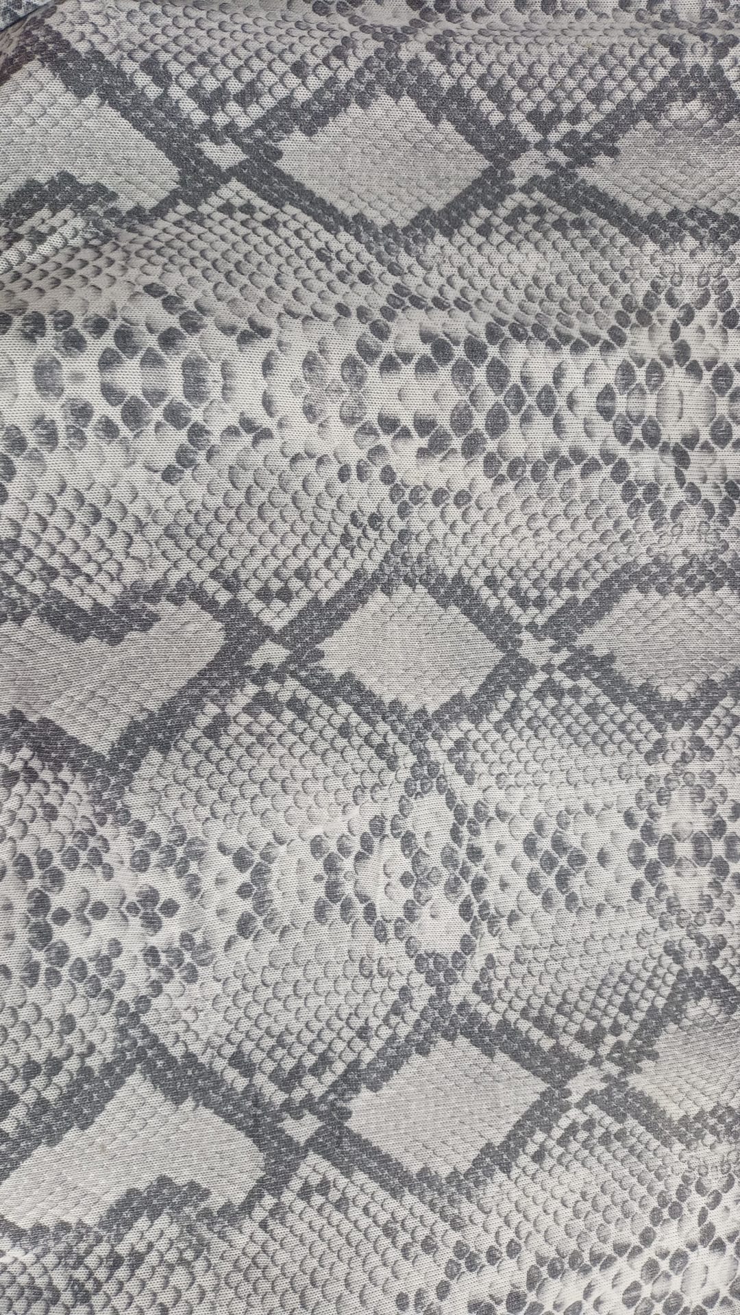 Snake skin knit jersey