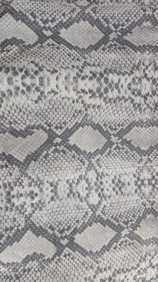 Snake skin knit jersey