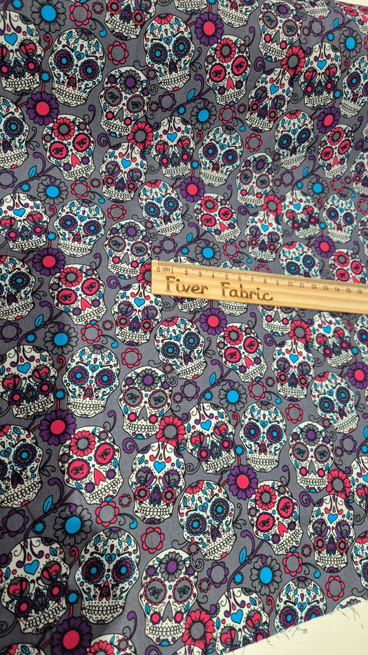 100% cotton poplin skulls grey