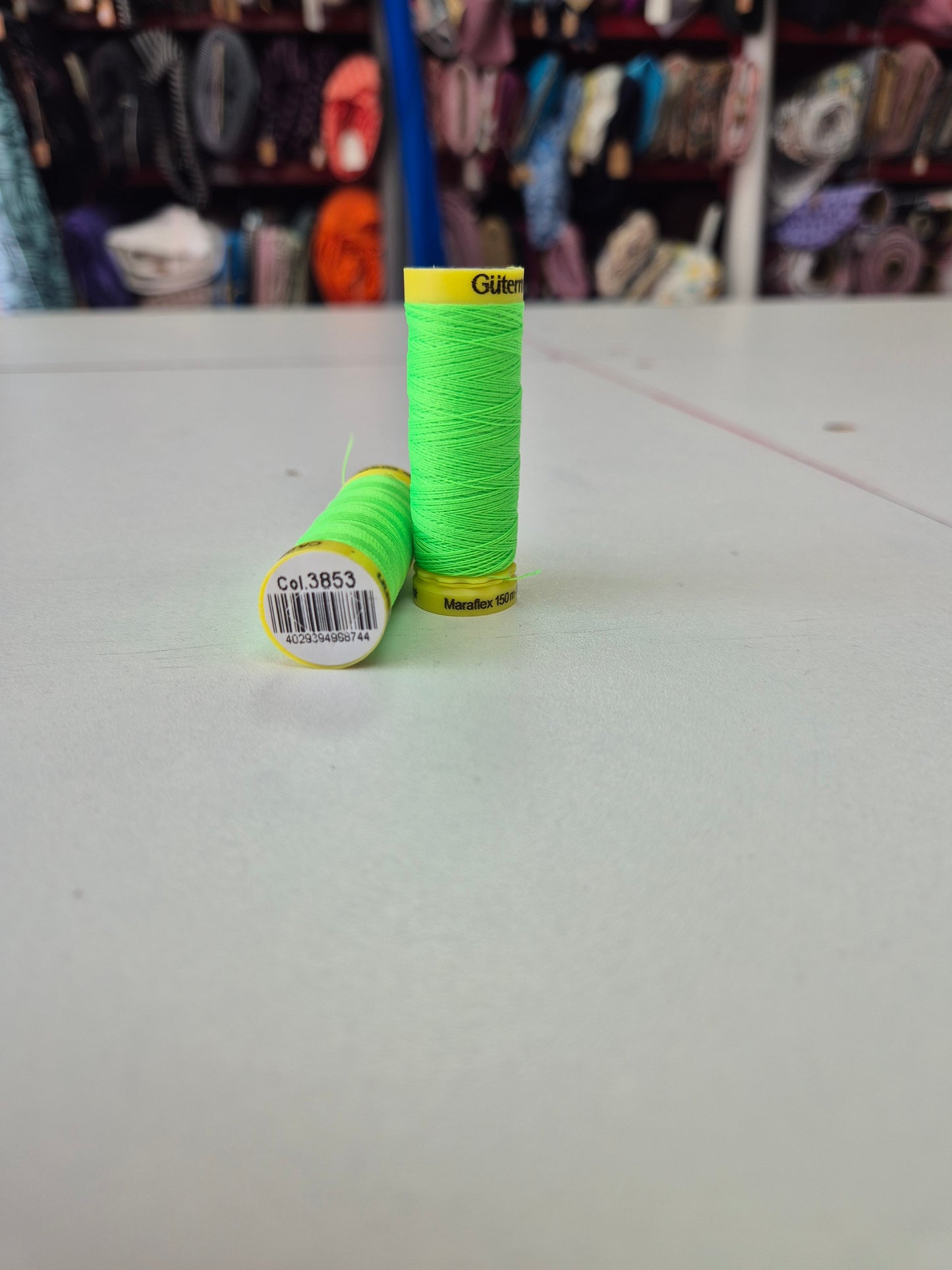 Thread maraflex gutterman (perfect for stretch fabrics) 60 colours