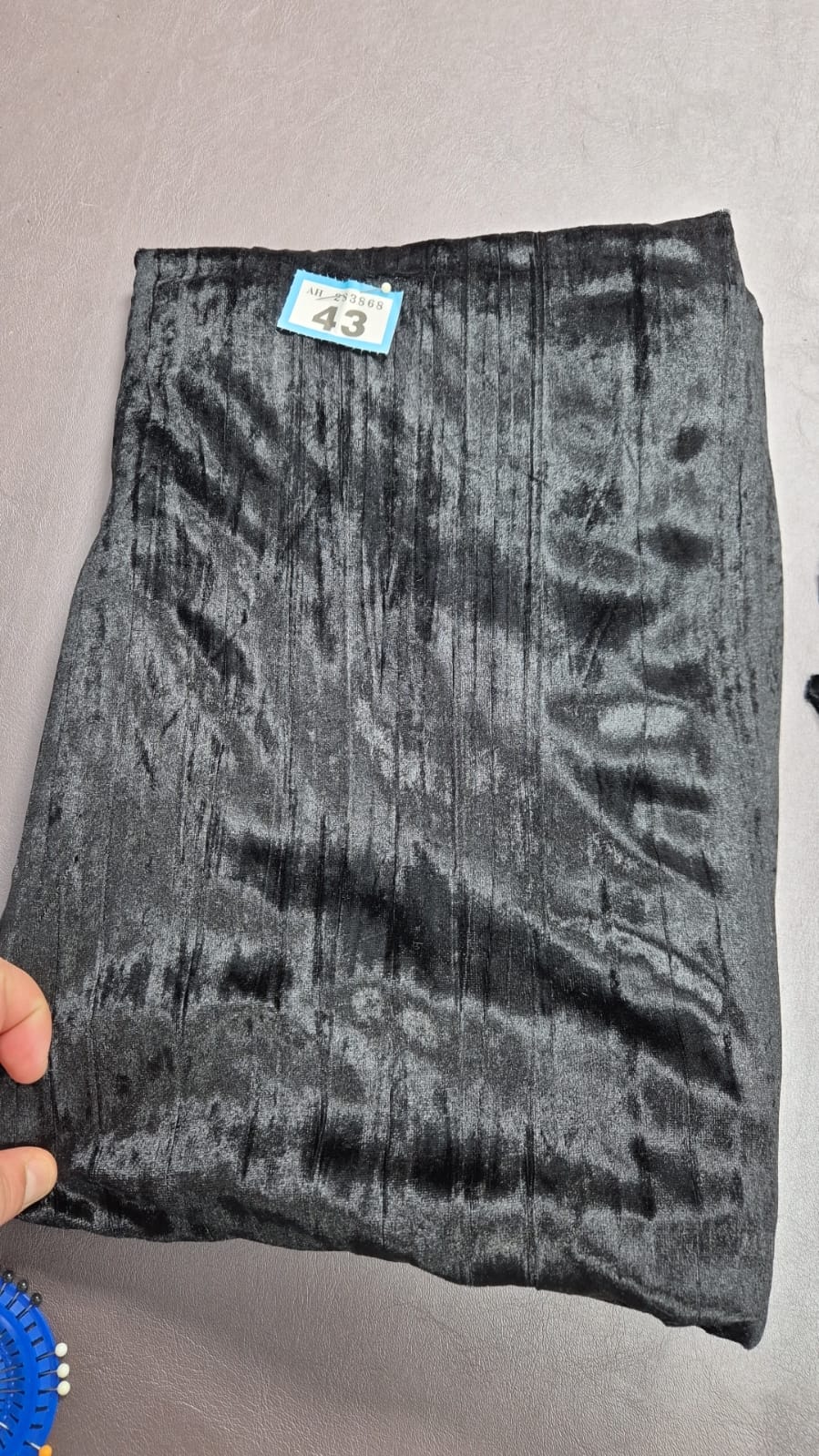 Number 43 black velvet 3m