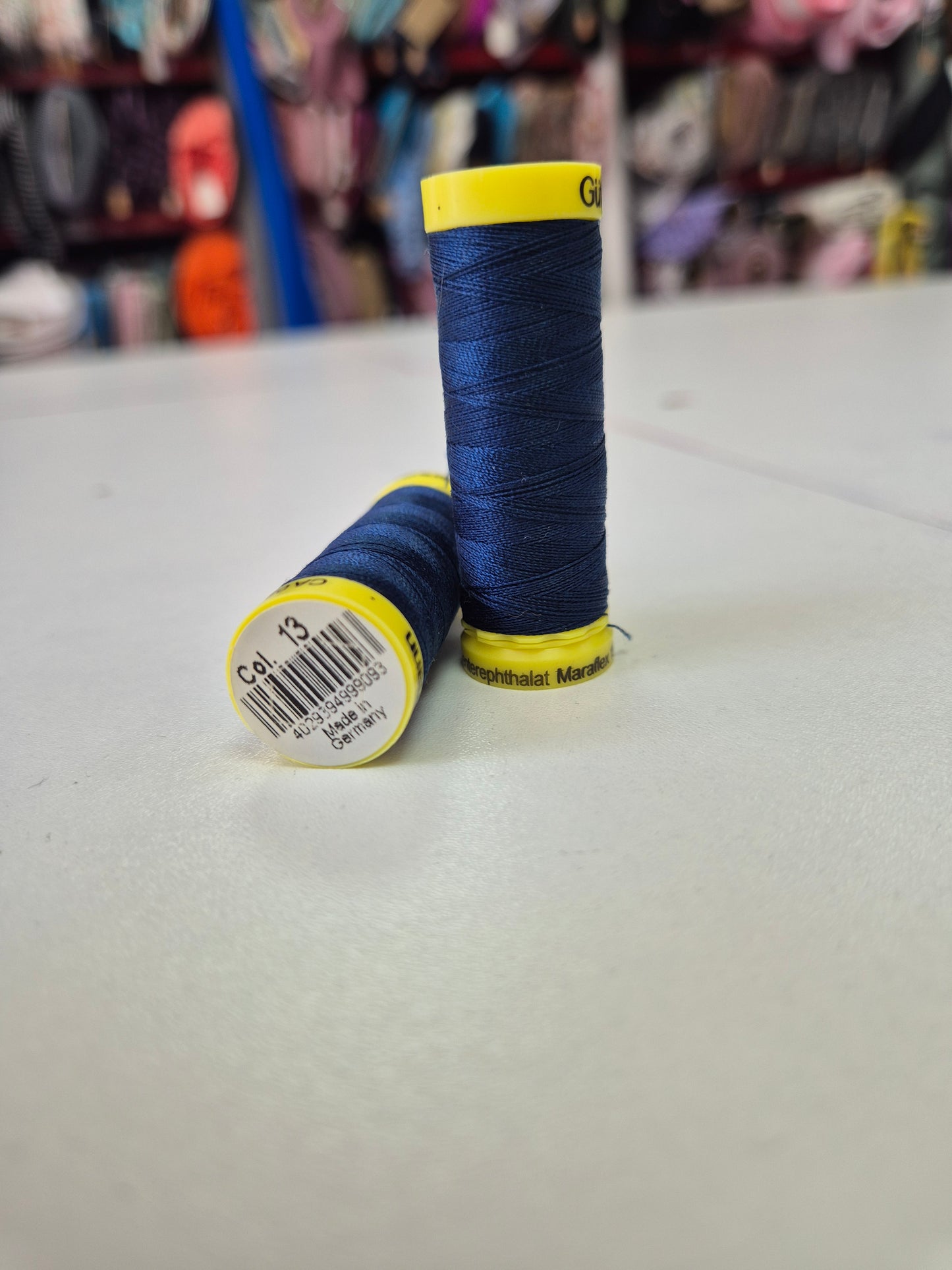 Thread maraflex gutterman (perfect for stretch fabrics) 60 colours