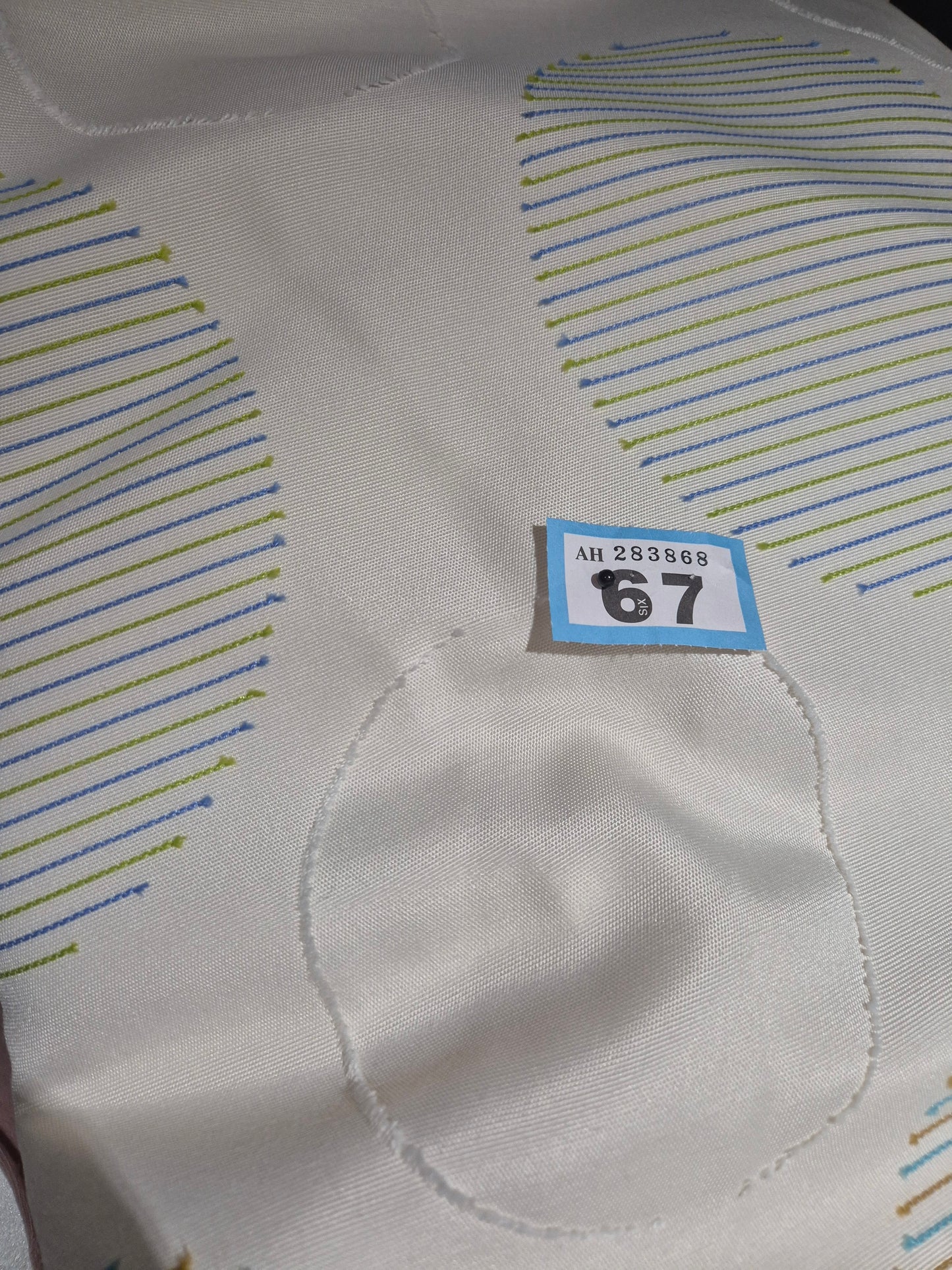 Number 67 circles upholstery canvas 3m