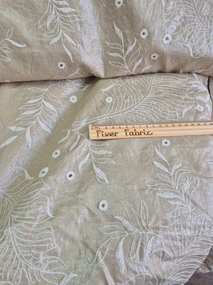 Embroidered linen with shimmer