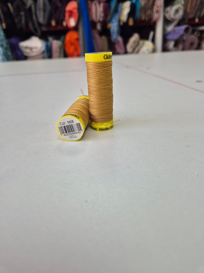 Thread maraflex gutterman (perfect for stretch fabrics) 60 colours