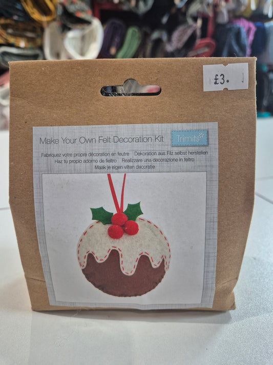 Christmas Pudding felt kit