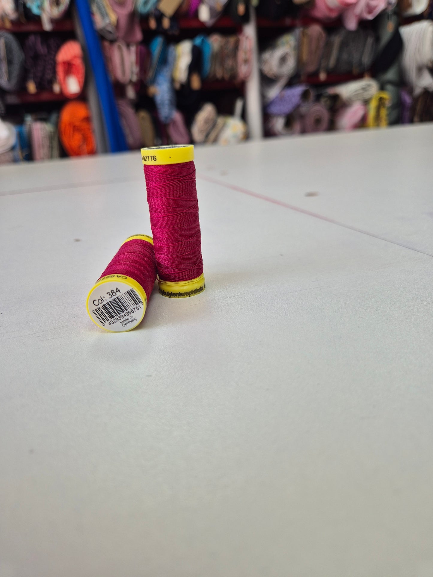 Thread maraflex gutterman (perfect for stretch fabrics) 60 colours