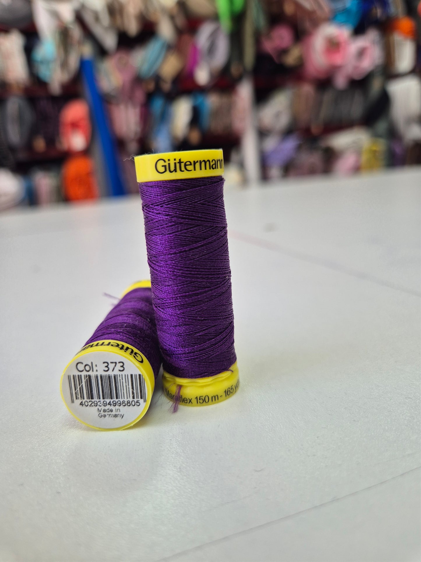Thread maraflex gutterman (perfect for stretch fabrics) 60 colours