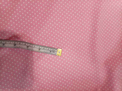 Pink spotty jersey (small gap circles)