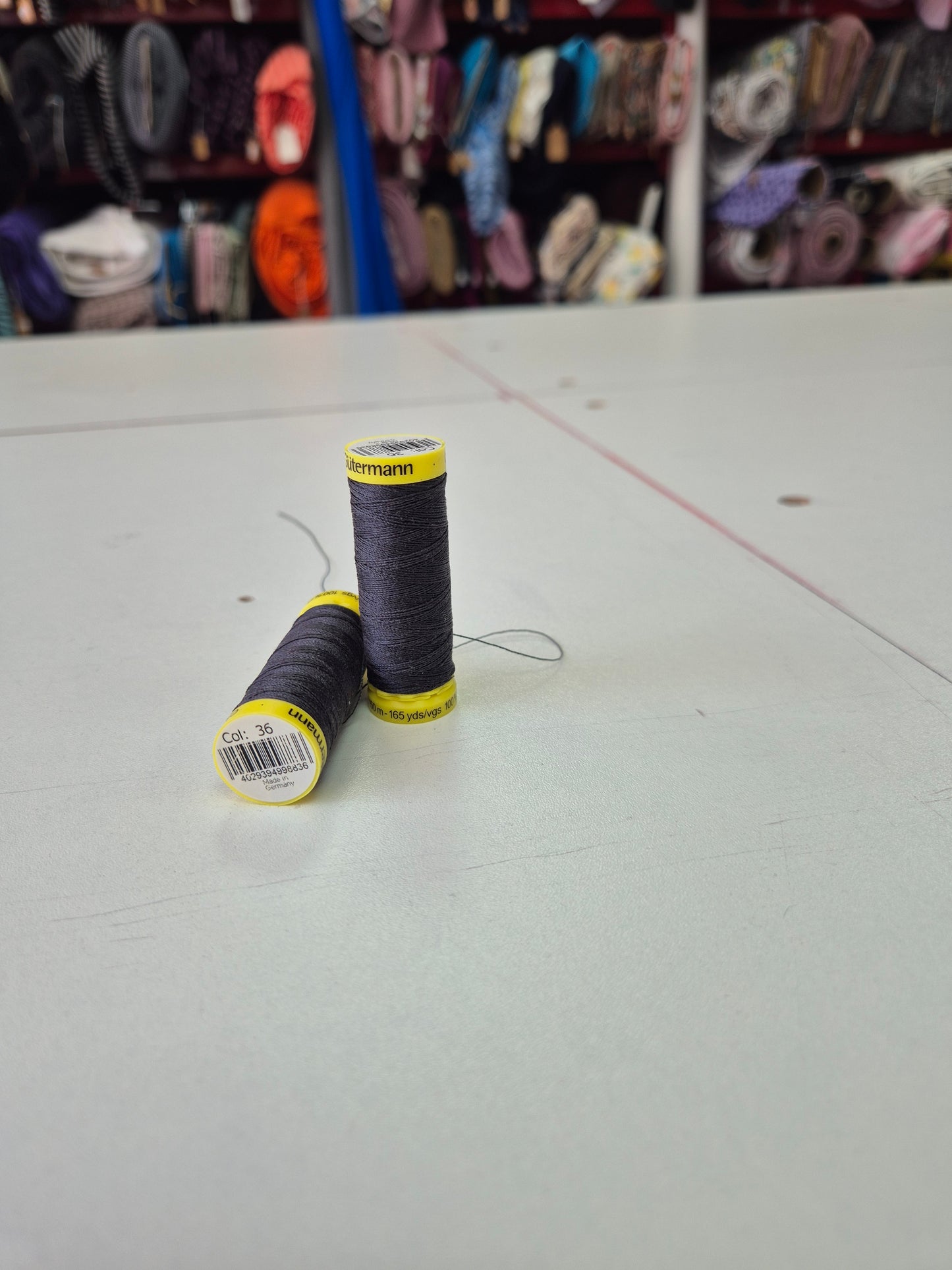Thread maraflex gutterman (perfect for stretch fabrics) 60 colours