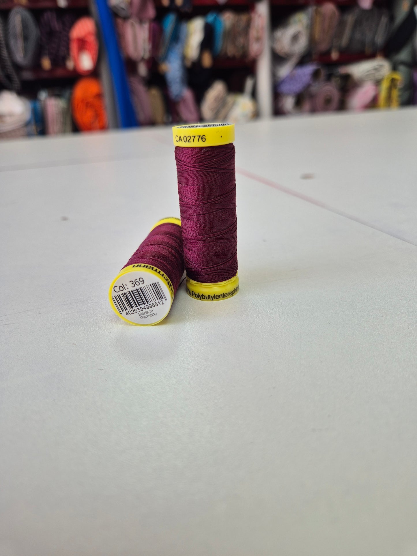 Thread maraflex gutterman (perfect for stretch fabrics) 60 colours