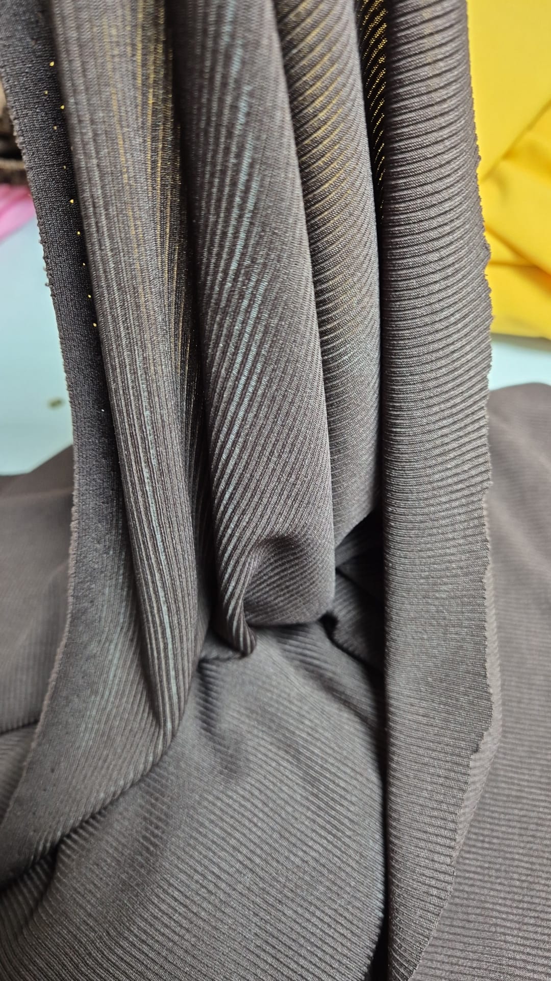 Number 19 dark brown ribbed jersey 3m