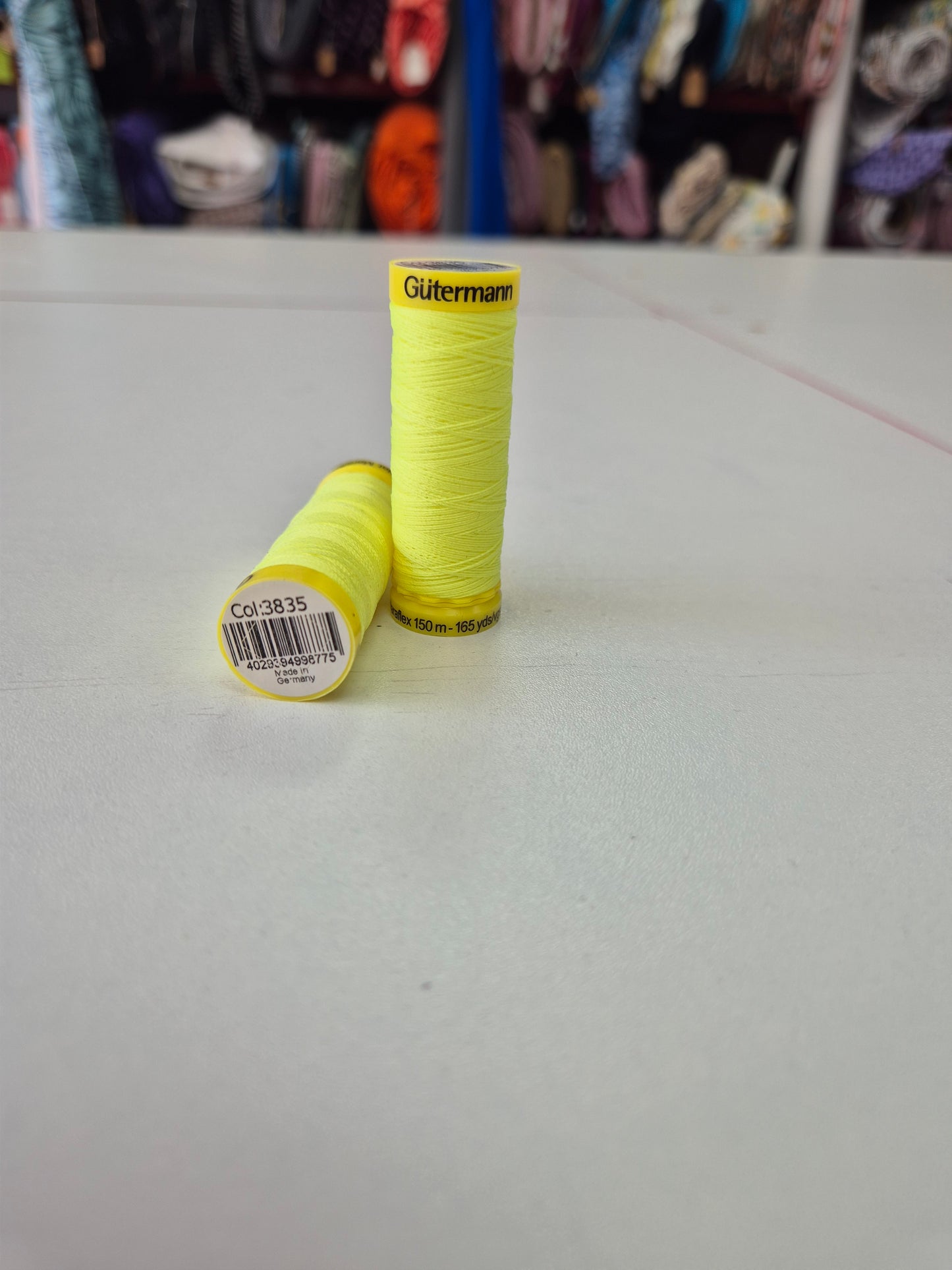 Thread maraflex gutterman (perfect for stretch fabrics) 60 colours