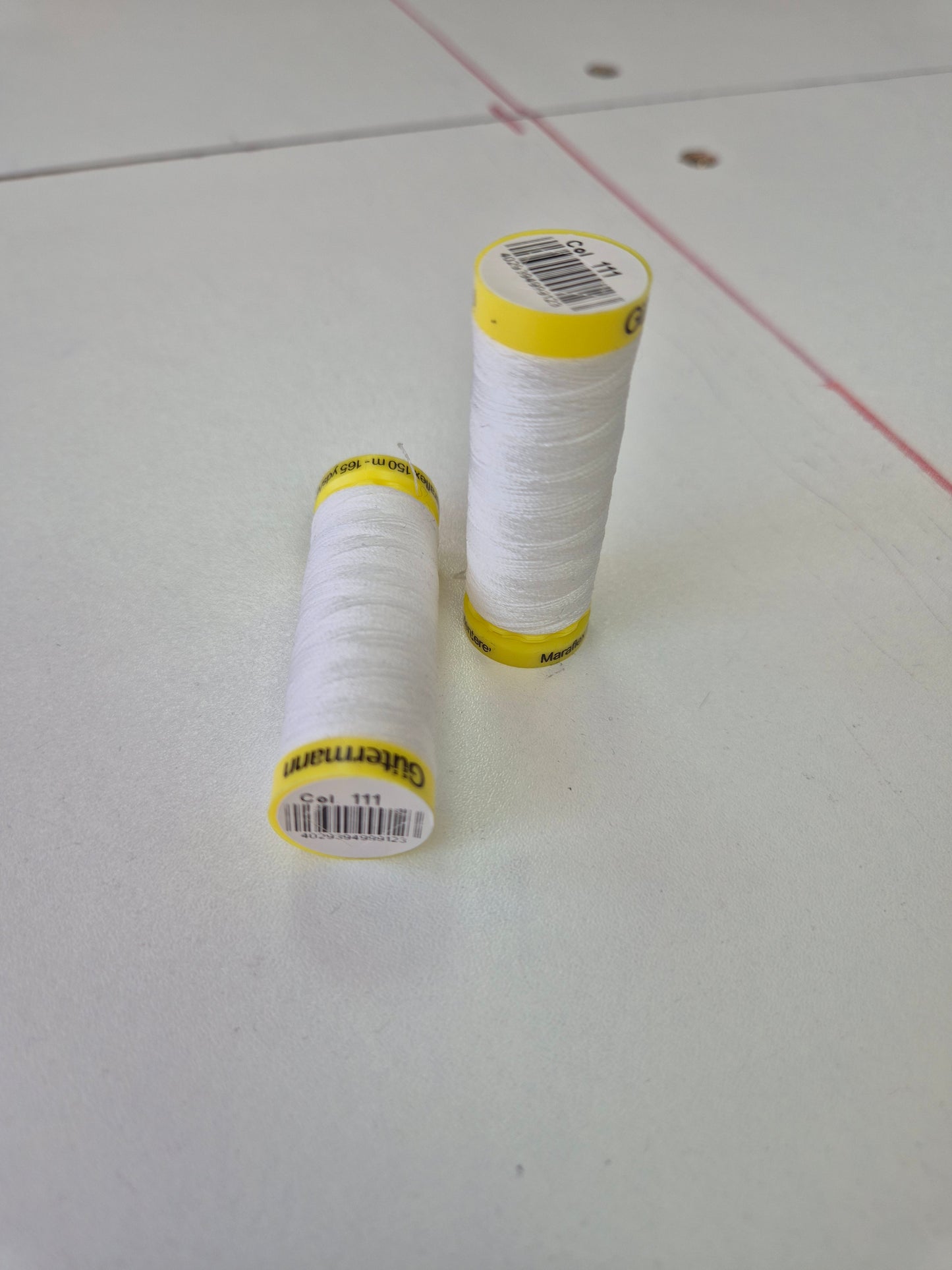 Thread maraflex gutterman (perfect for stretch fabrics) 60 colours