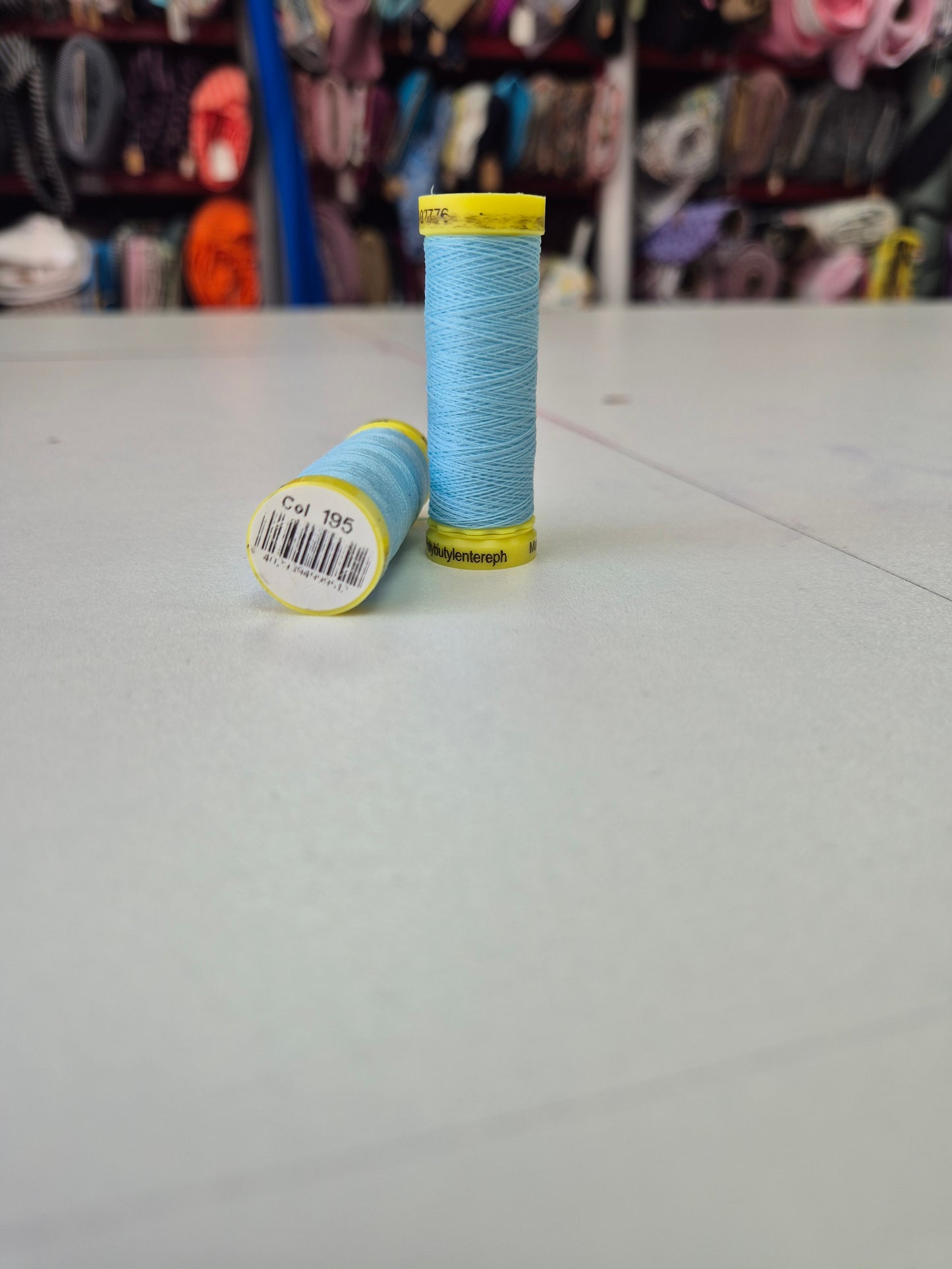 Thread maraflex gutterman (perfect for stretch fabrics) 60 colours