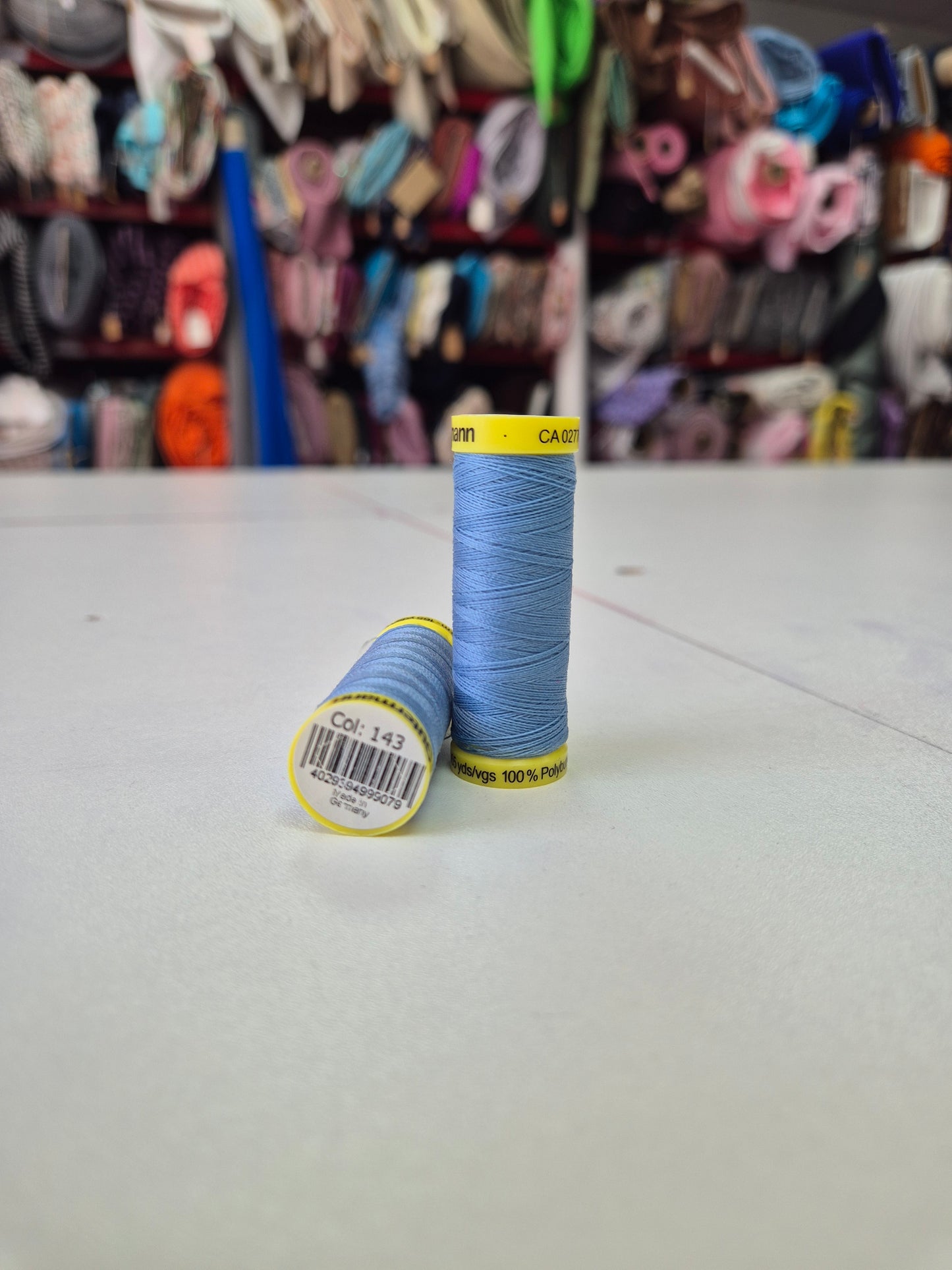 Thread maraflex gutterman (perfect for stretch fabrics) 60 colours