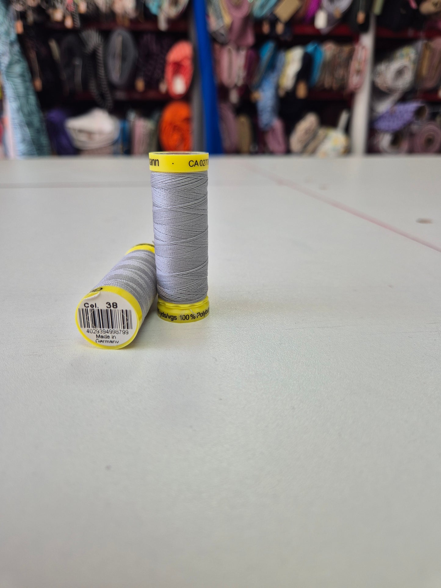 Thread maraflex gutterman (perfect for stretch fabrics) 60 colours