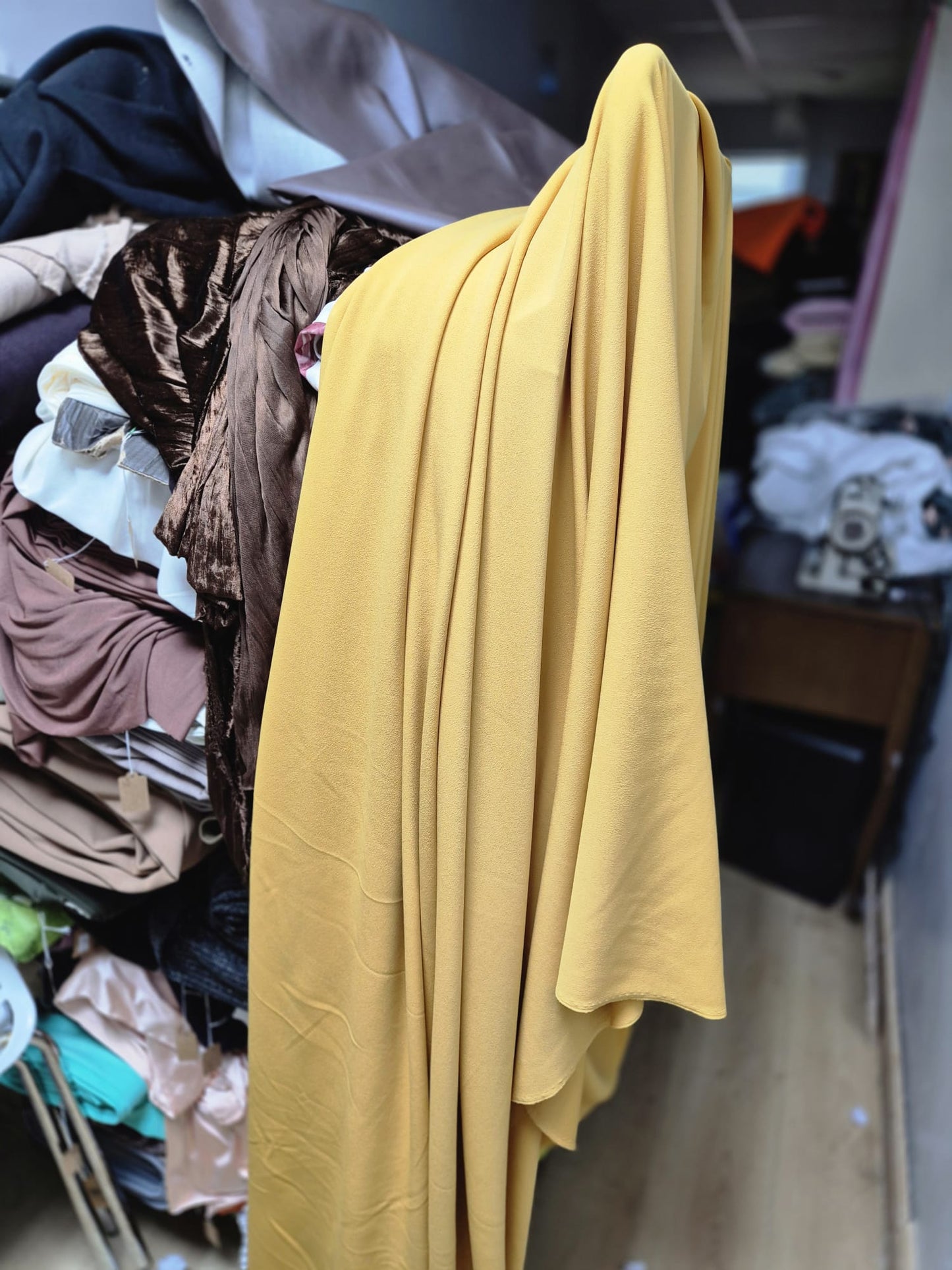 Number 20 gold scuba crepe 2m