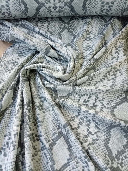 Snakeskin knit jersey