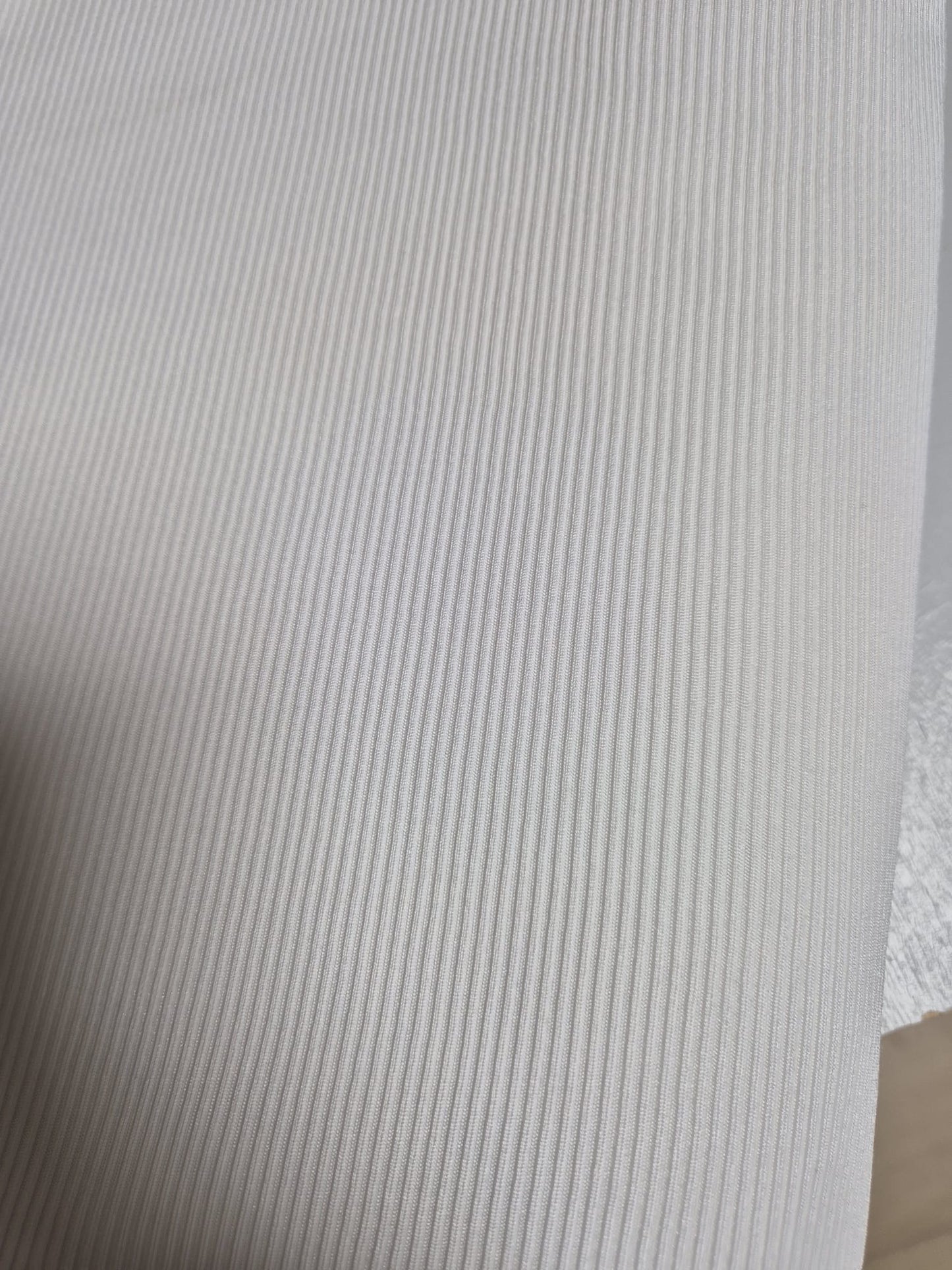 Number 13 white ribbed jersey 3m