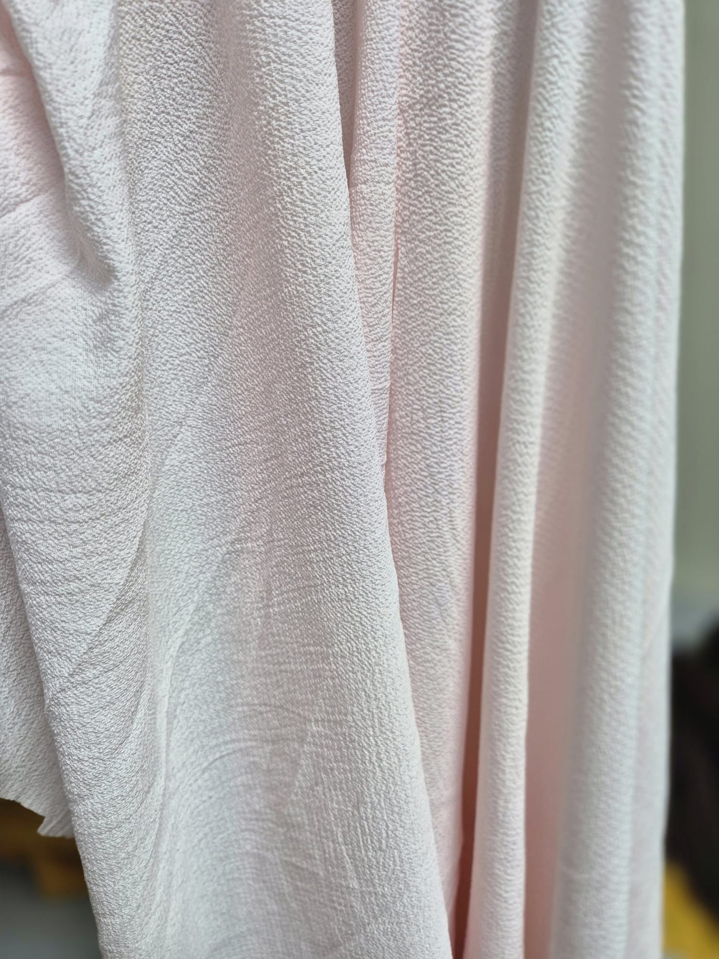 Number 16 light pink crepe 3m